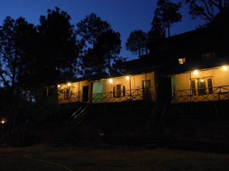 The Mud House Resort Kasauli Esterno foto