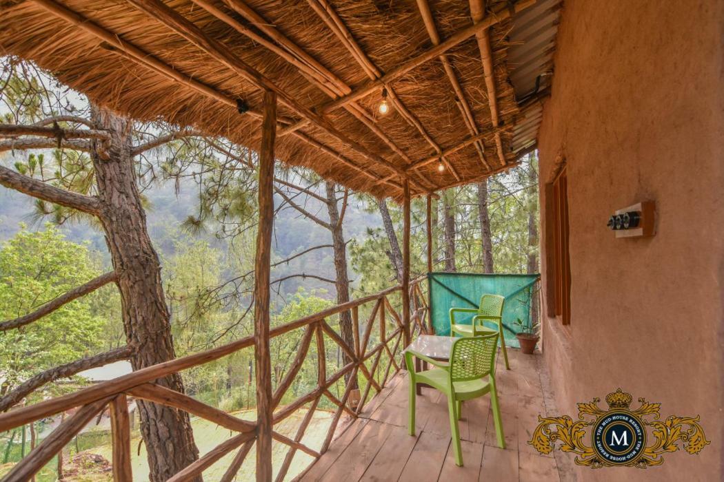 The Mud House Resort Kasauli Esterno foto
