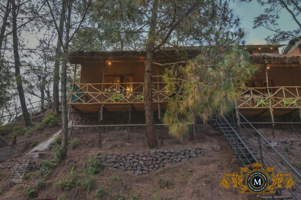 The Mud House Resort Kasauli Esterno foto